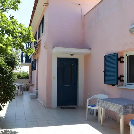 Apartment Mikia-agrilos *